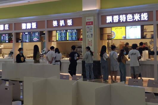 大学食堂做加盟店生意好不，很多创业者都看准了这个商机？